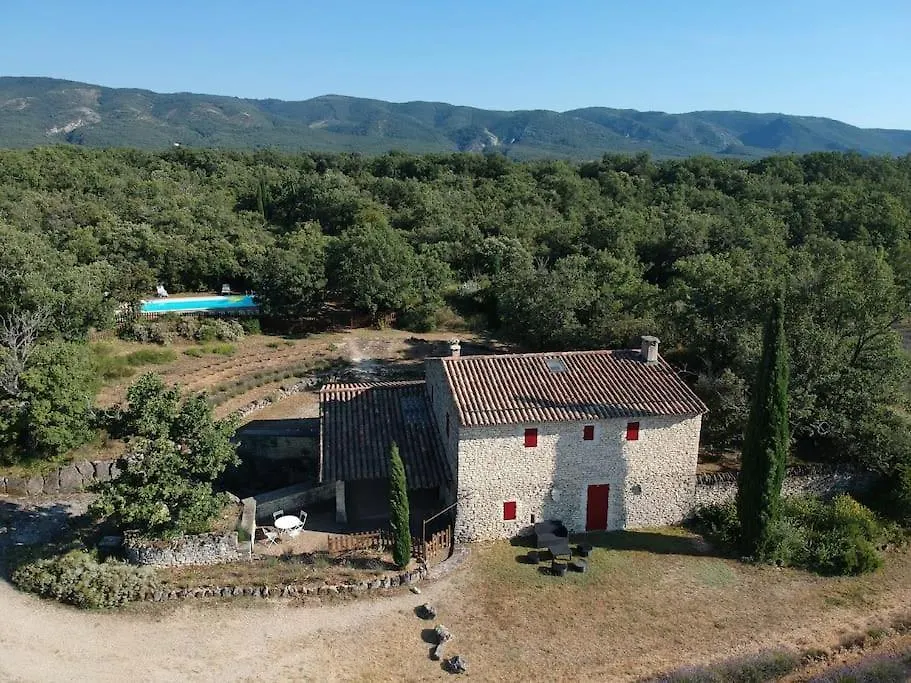 Holiday home Maison De Caractere Dans Luberon Avec Piscine Saignon