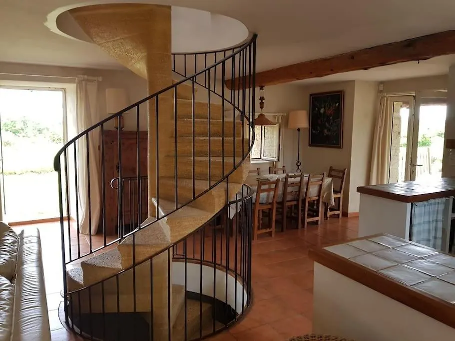 Maison De Caractere Dans Luberon Avec Piscine Saignon