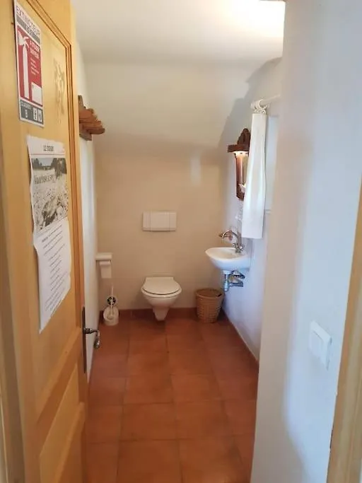 Maison De Caractere Dans Luberon Avec Piscine Saignon France