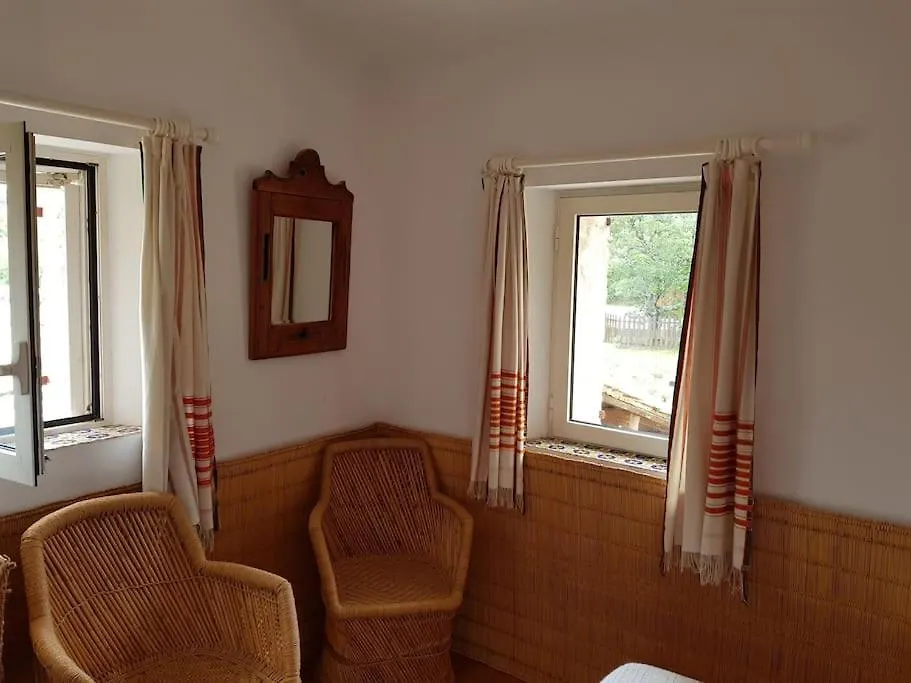Holiday home Maison De Caractere Dans Luberon Avec Piscine Saignon